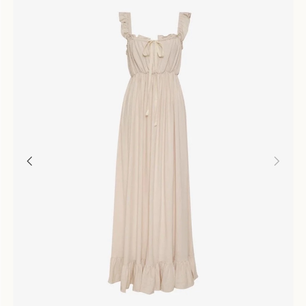 Rumored Tall Grass Cream Maxi Dress New in bag with tags size xs/s